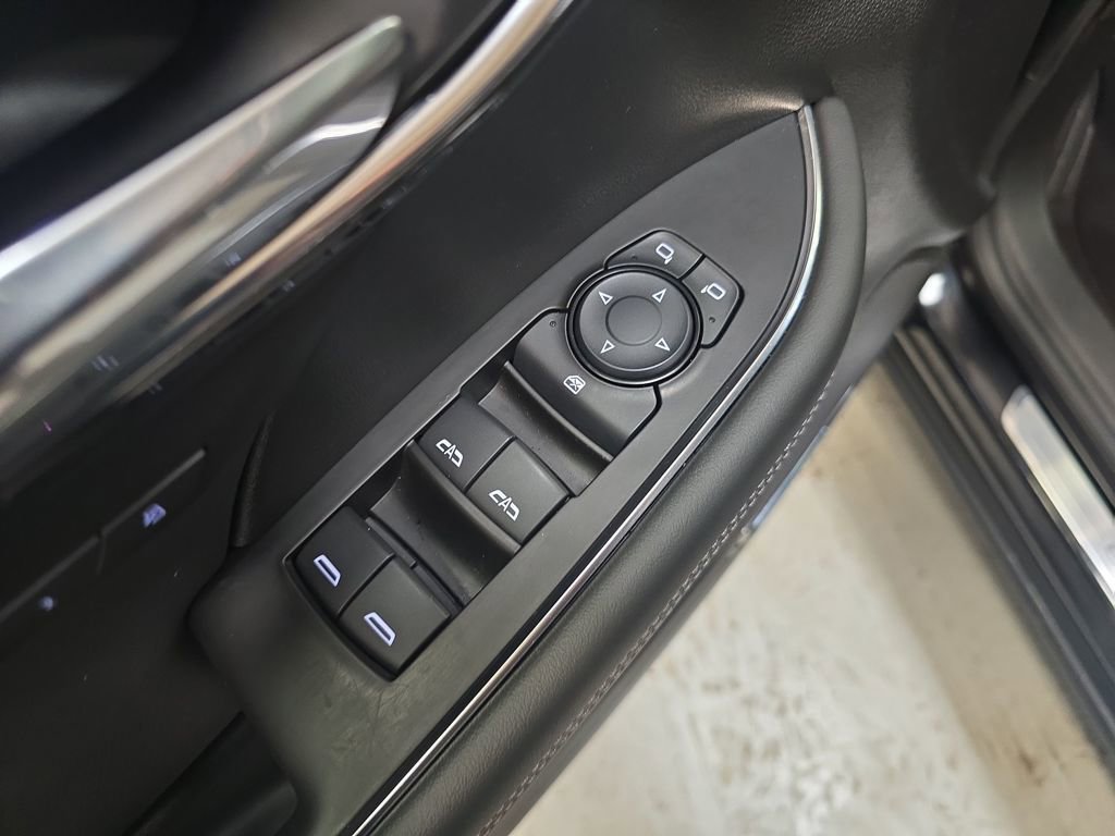 Certified 2025 Buick Envision Preferred image 15