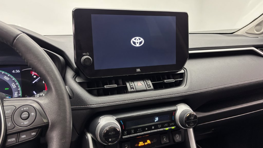 Used 2023 Toyota RAV4 XLE Premium AWD/4WD image 21