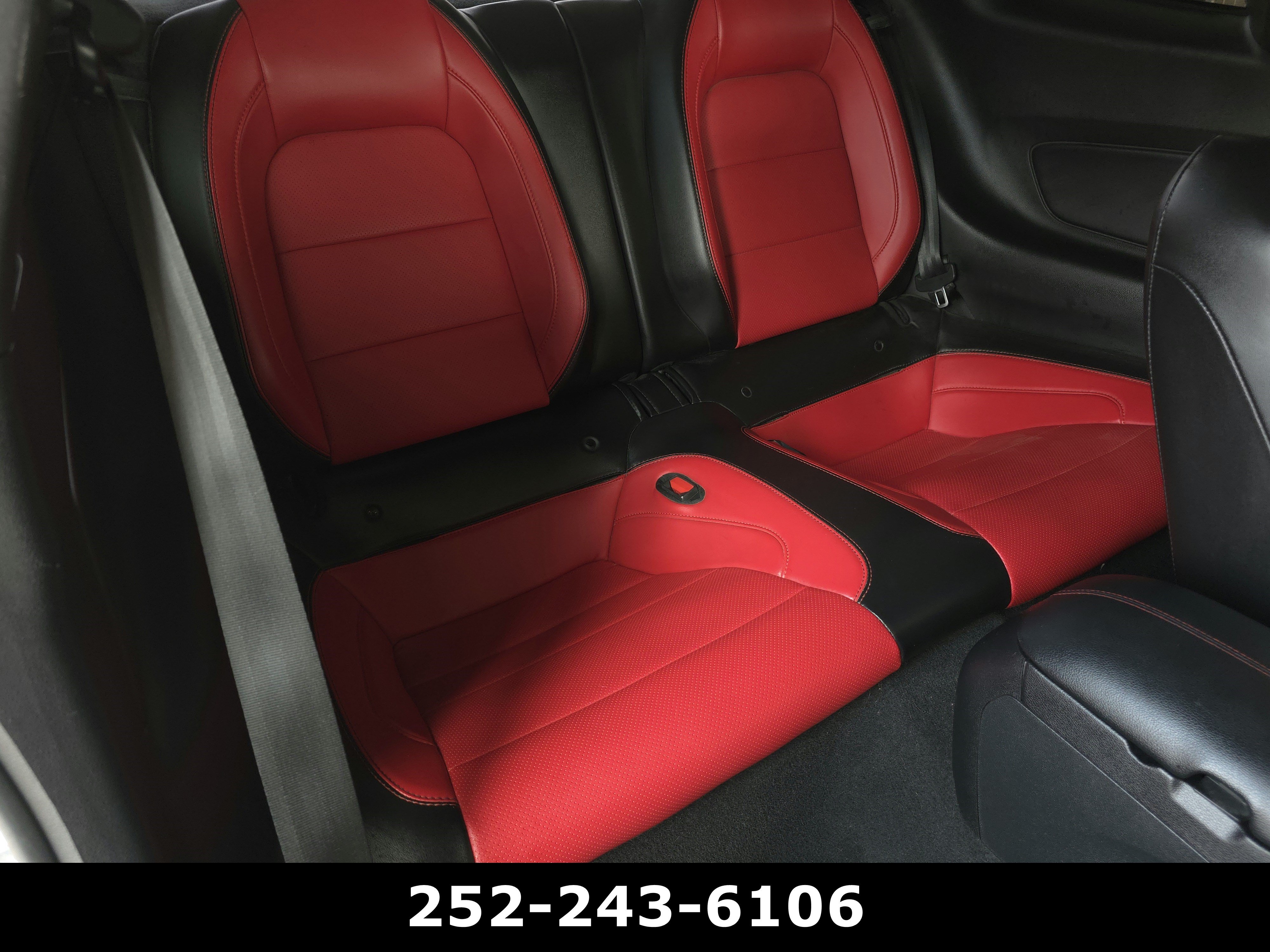 Used 2022 Ford Mustang GT Premium w/ Equipment Group 401A RWD image 35