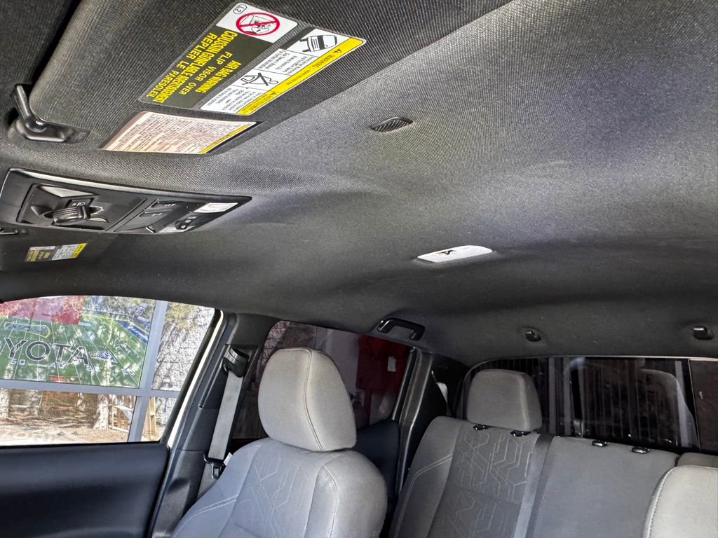 Used 2019 Toyota Tacoma TRD Off-Road image 39