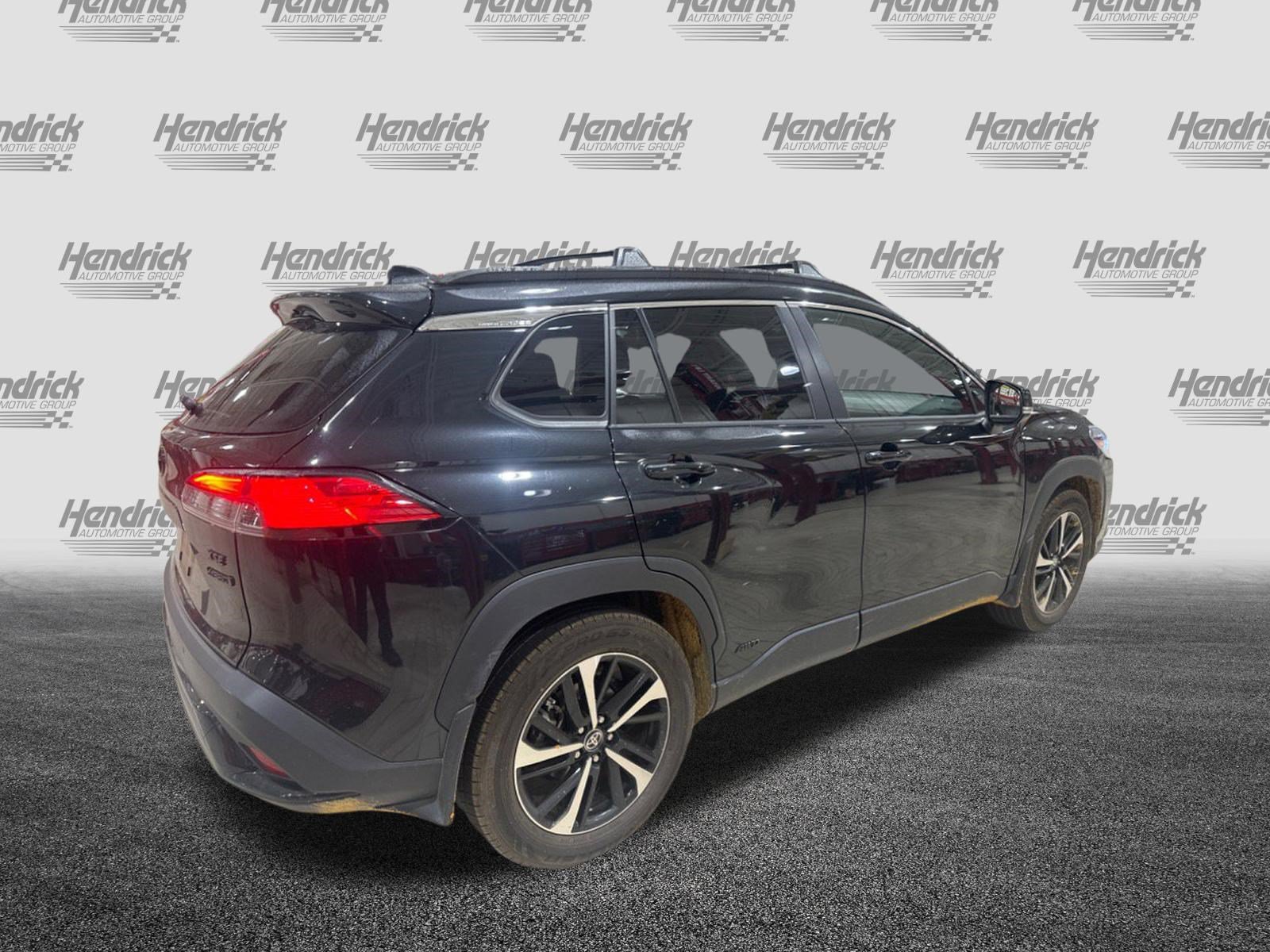 Used 2024 Toyota Corolla Cross AWD Hybrid w/ Convenience Package image 41