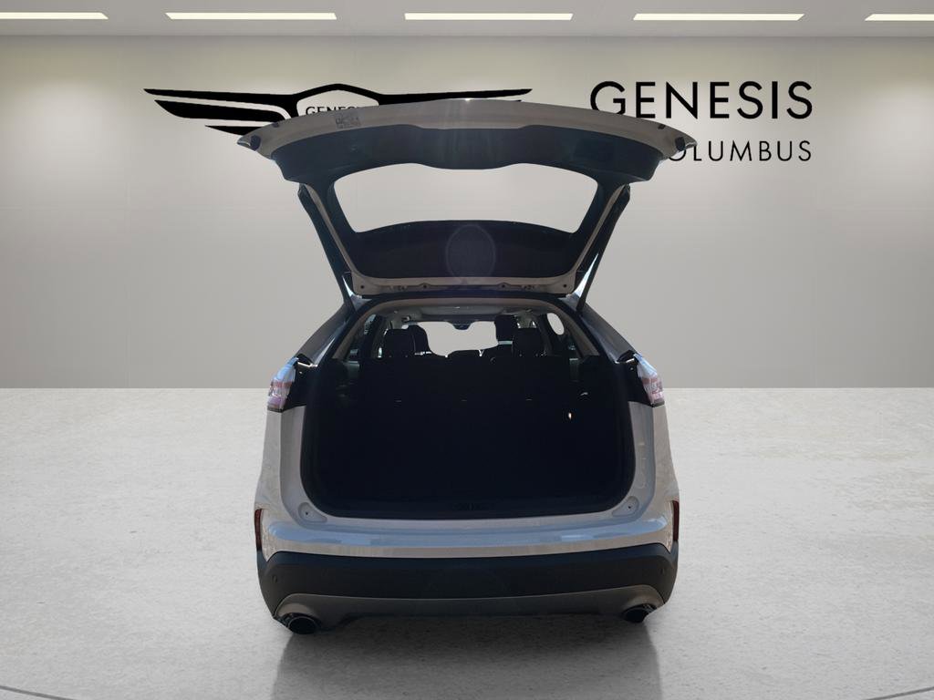 Used 2020 Ford Edge Titanium w/ Equipment Group 301A image 9