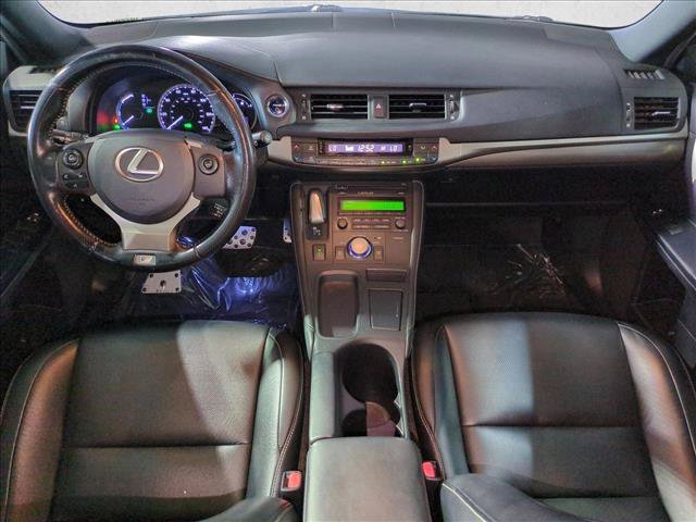 Used 2017 Lexus CT 200h FWD image 17