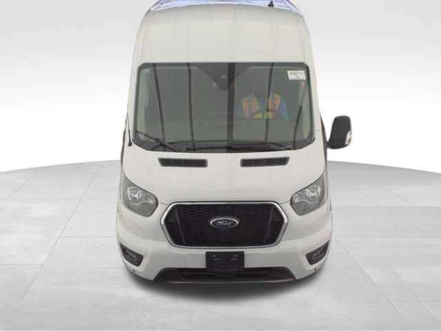 Used 2025 Ford Transit 350 XLT RWD image 2