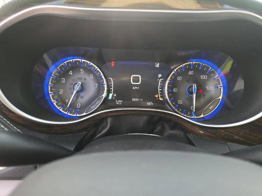 Used 2021 Chrysler Pacifica Limited w/ Premium & Safety Sphere Group image 13