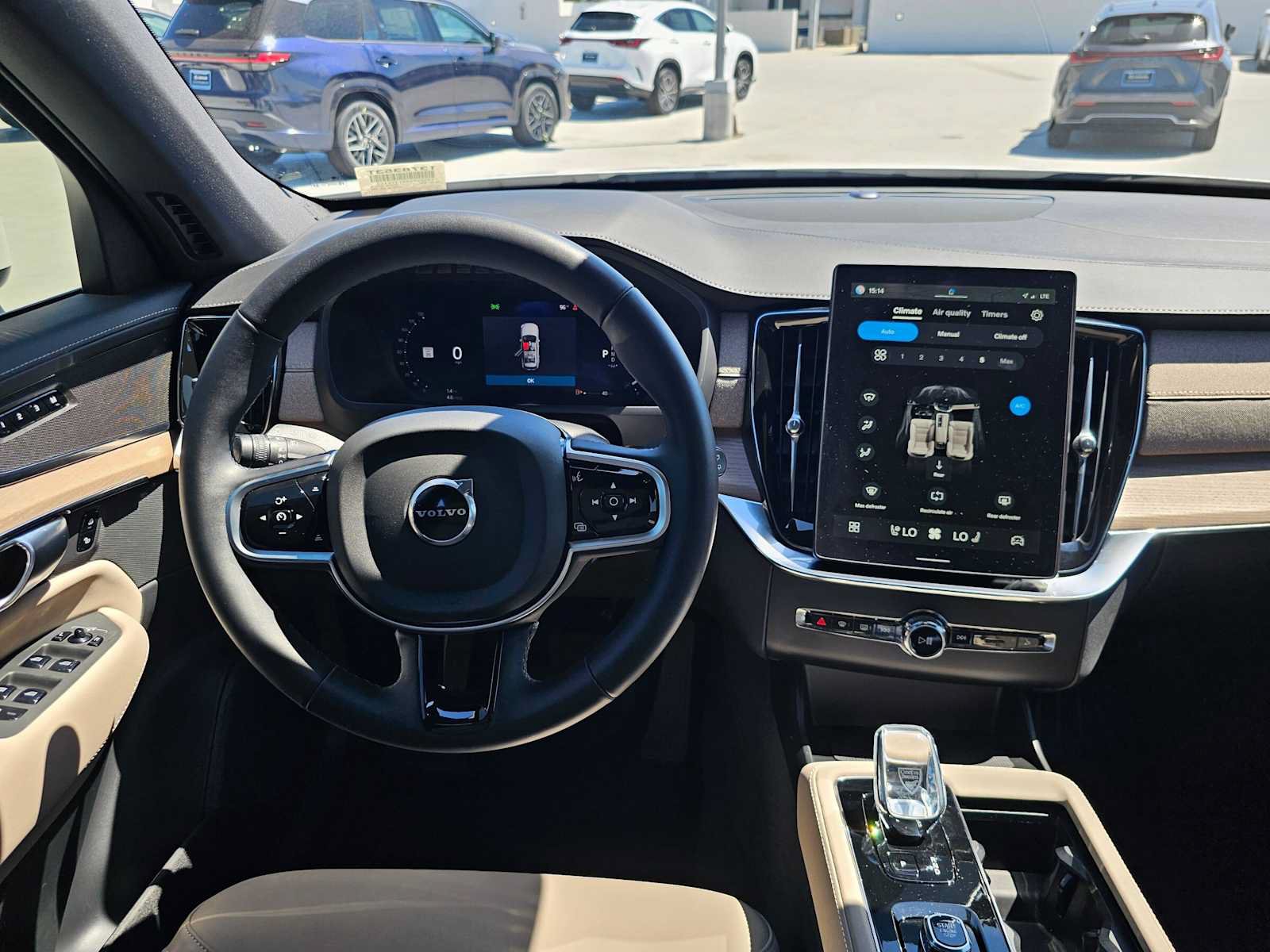 Used 2025 Volvo XC90 B6 Core w/ Climate Package AWD/4WD image 20