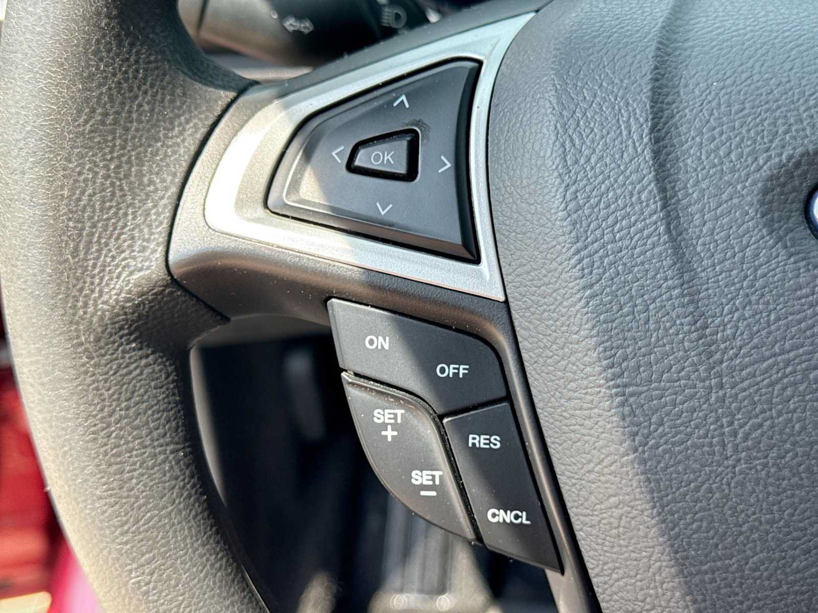 Used 2013 Ford Fusion SE FWD image 21