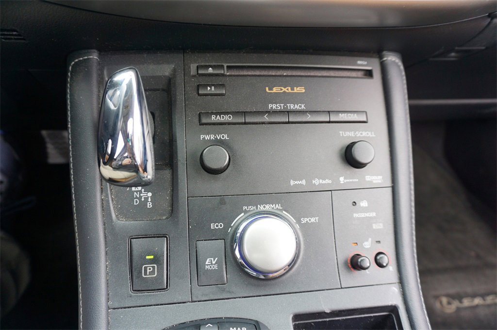 Used 2013 Lexus CT 200h image 11