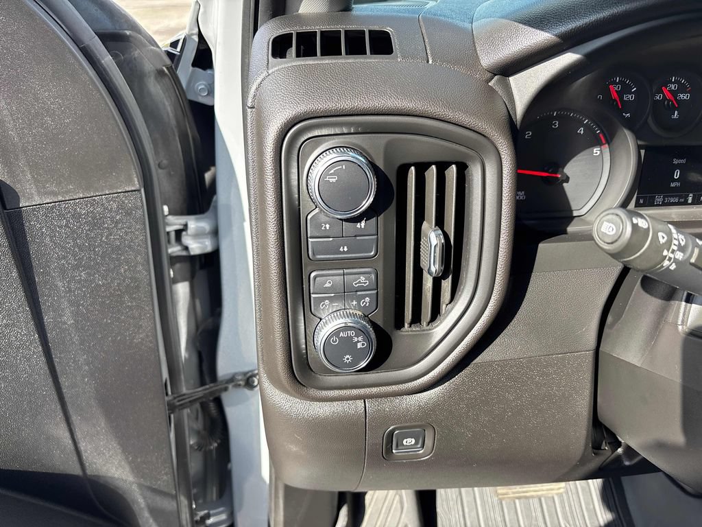 Used 2025 GMC Sierra 2500 Pro w/ 1SA Pro Safety Plus Package AWD/4WD image 12
