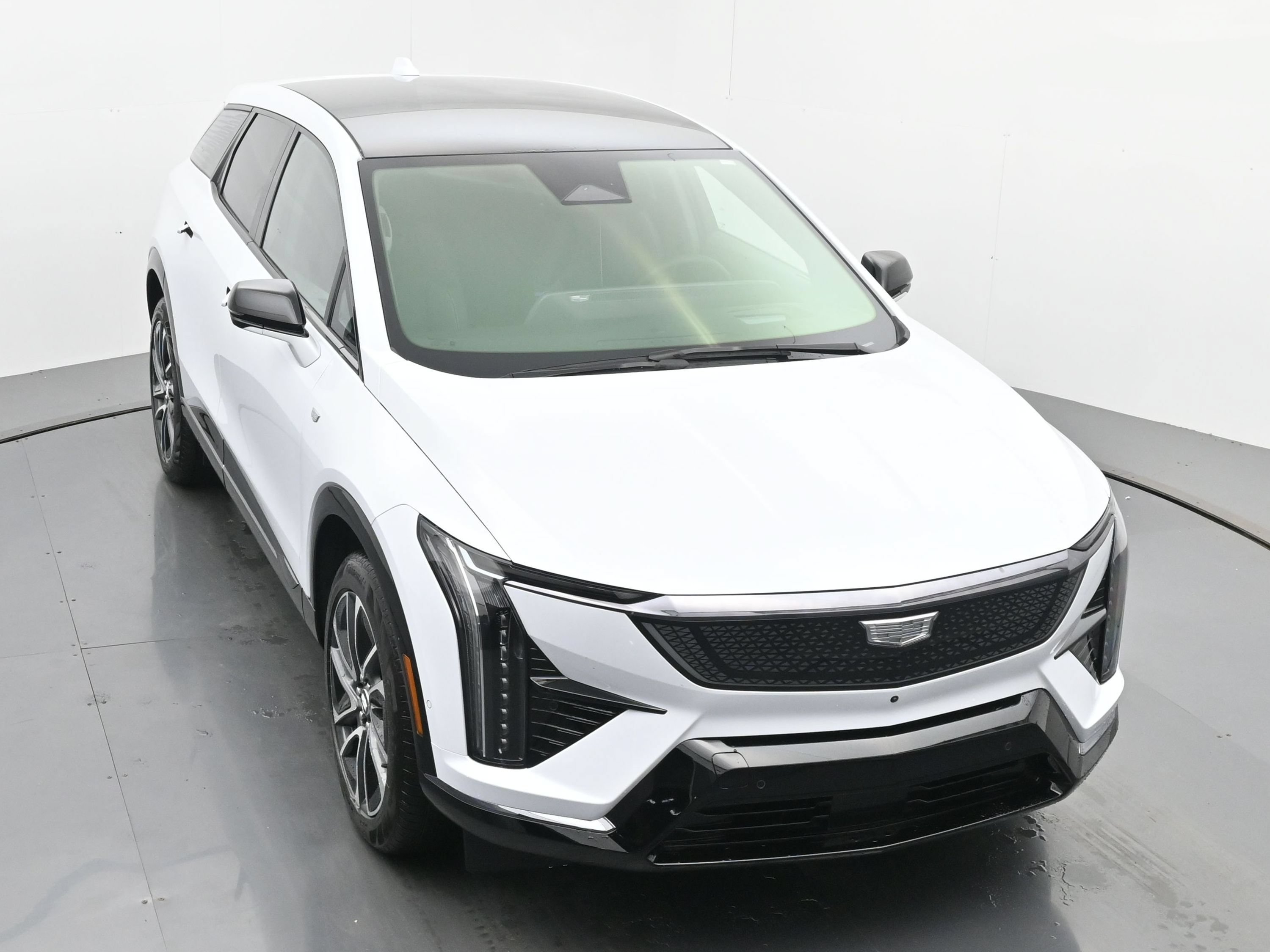 New 2026 Cadillac Optiq Sport 2 AWD/4WD image 30
