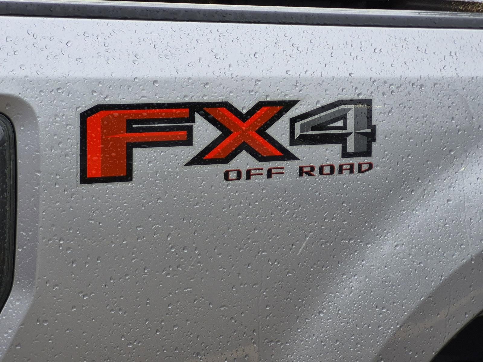 Used 2020 Ford F250 XLT w/ XLT Premium Package image 8