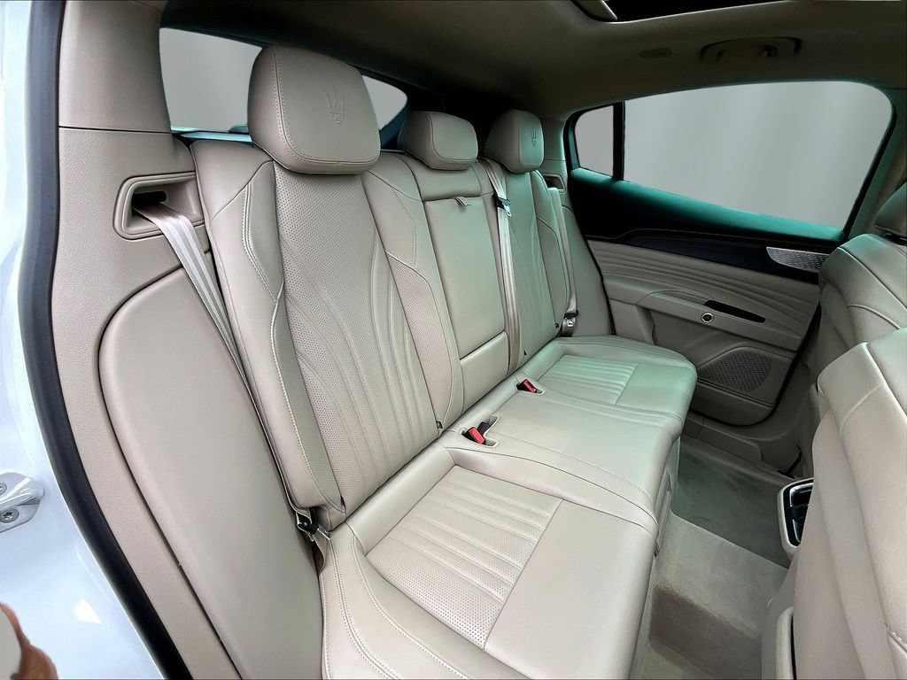 Used 2023 Maserati Grecale GT AWD/4WD image 24