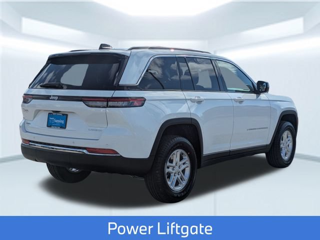 New 2025 Jeep Grand Cherokee Laredo w/ Luxury Tech Group I AWD/4WD image 6