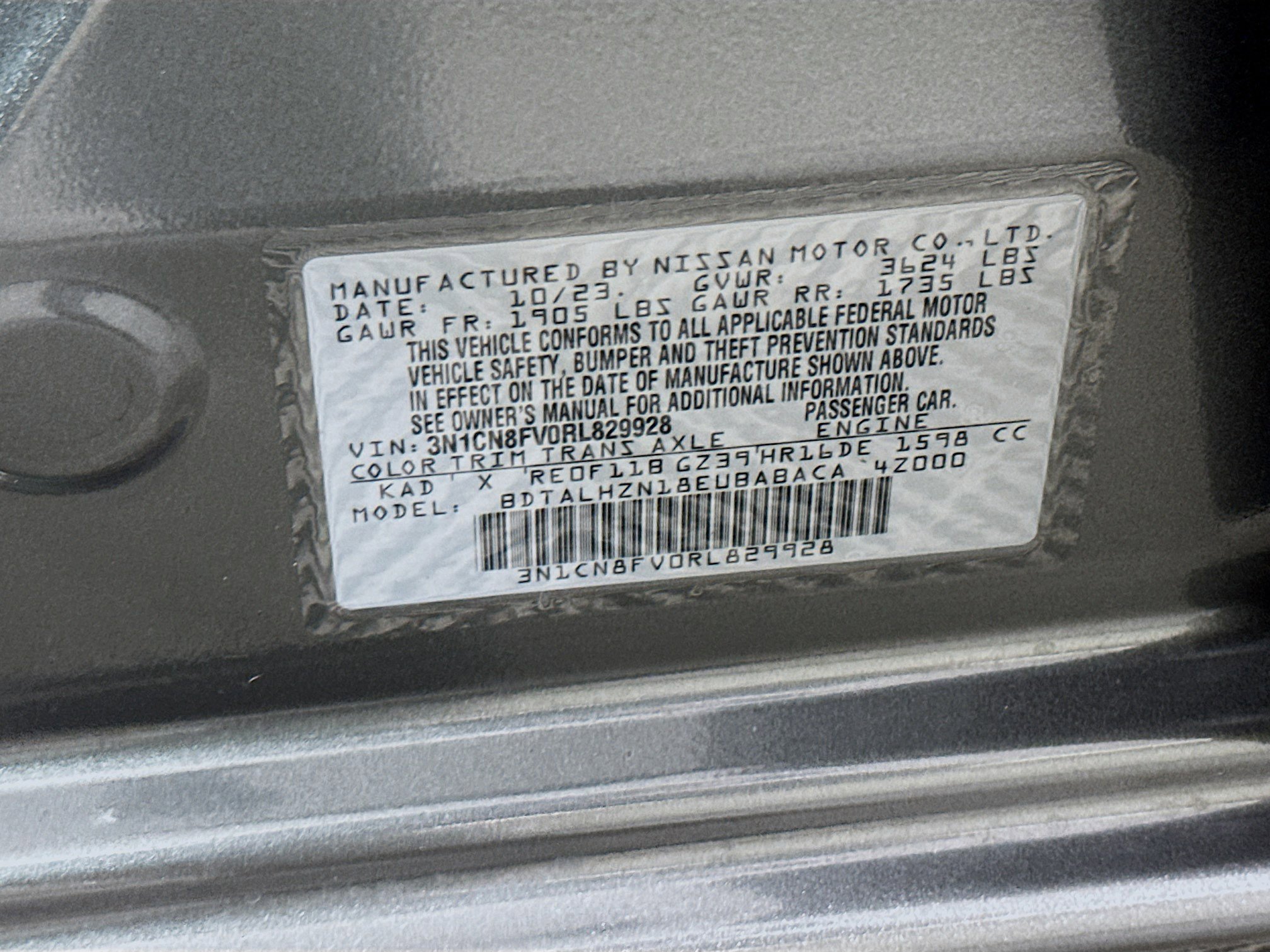 Used 2024 Nissan Versa SR w/ Trunk Package image 12