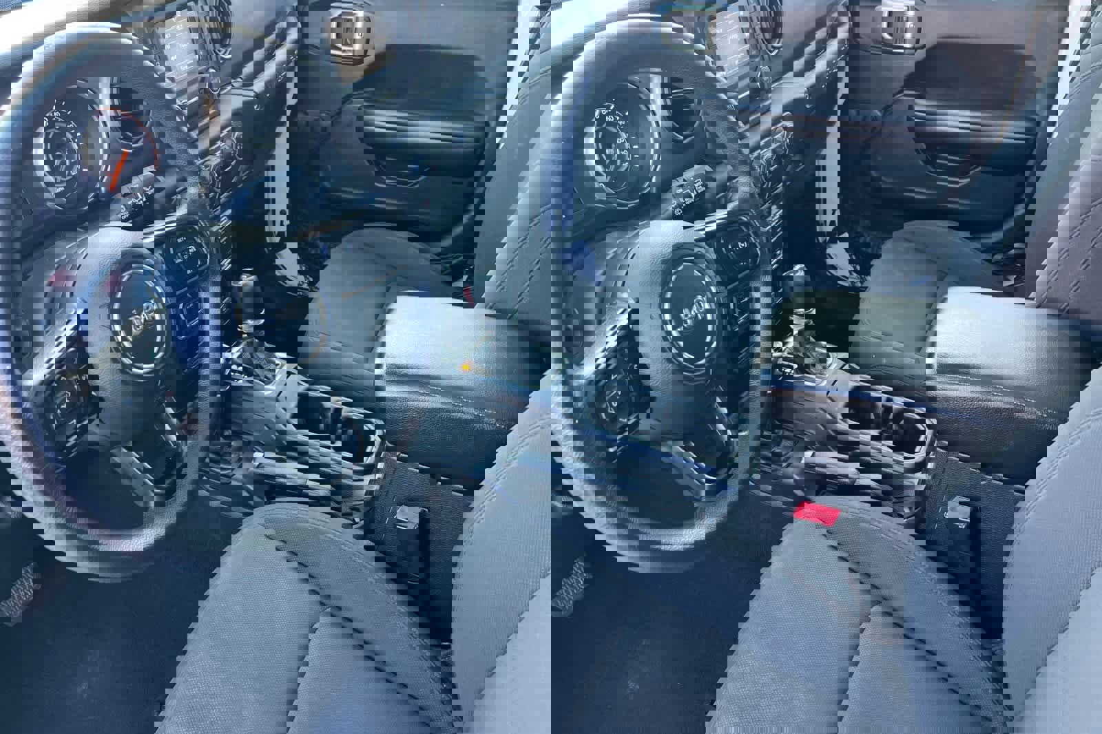 Used 2018 Jeep Wrangler Unlimited Sport image 12