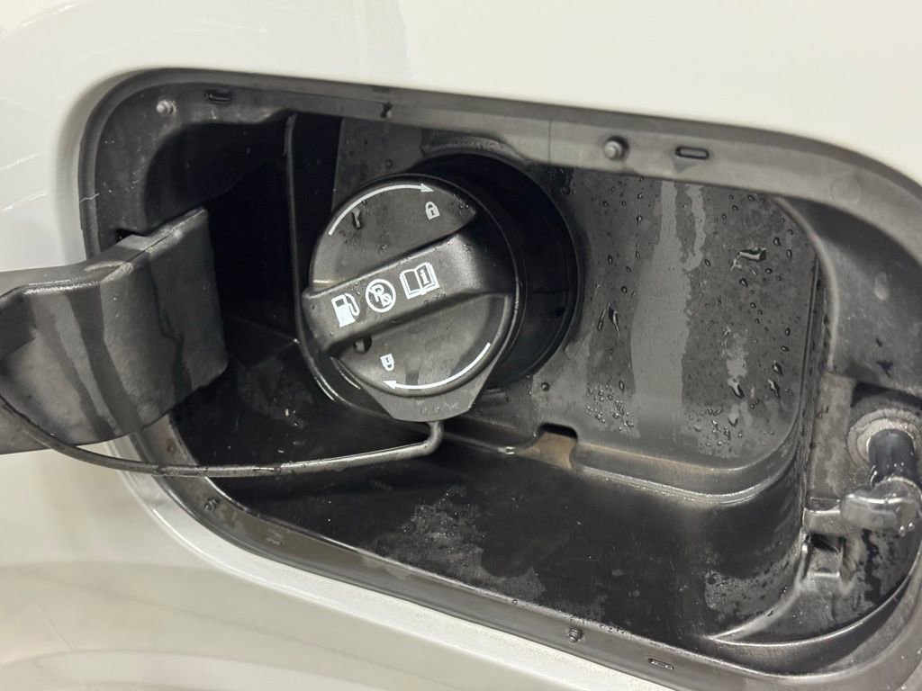 Used 2024 Kia Carnival SX Prestige image 44