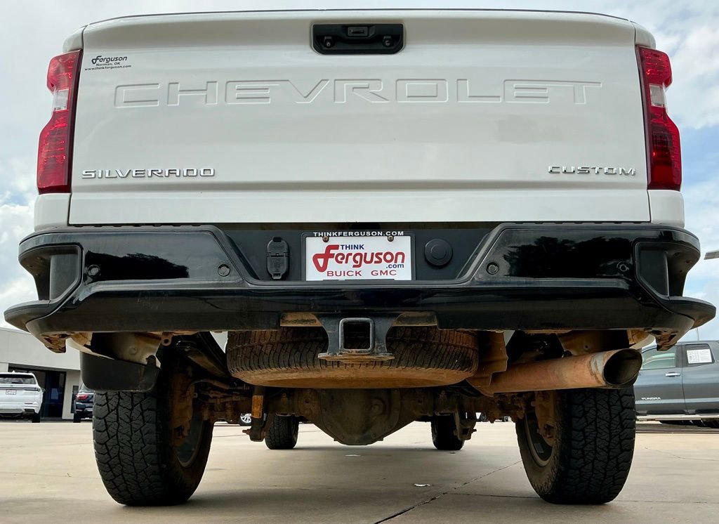 Used 2024 Chevrolet Silverado 2500 Custom w/ Custom Value Package image 17