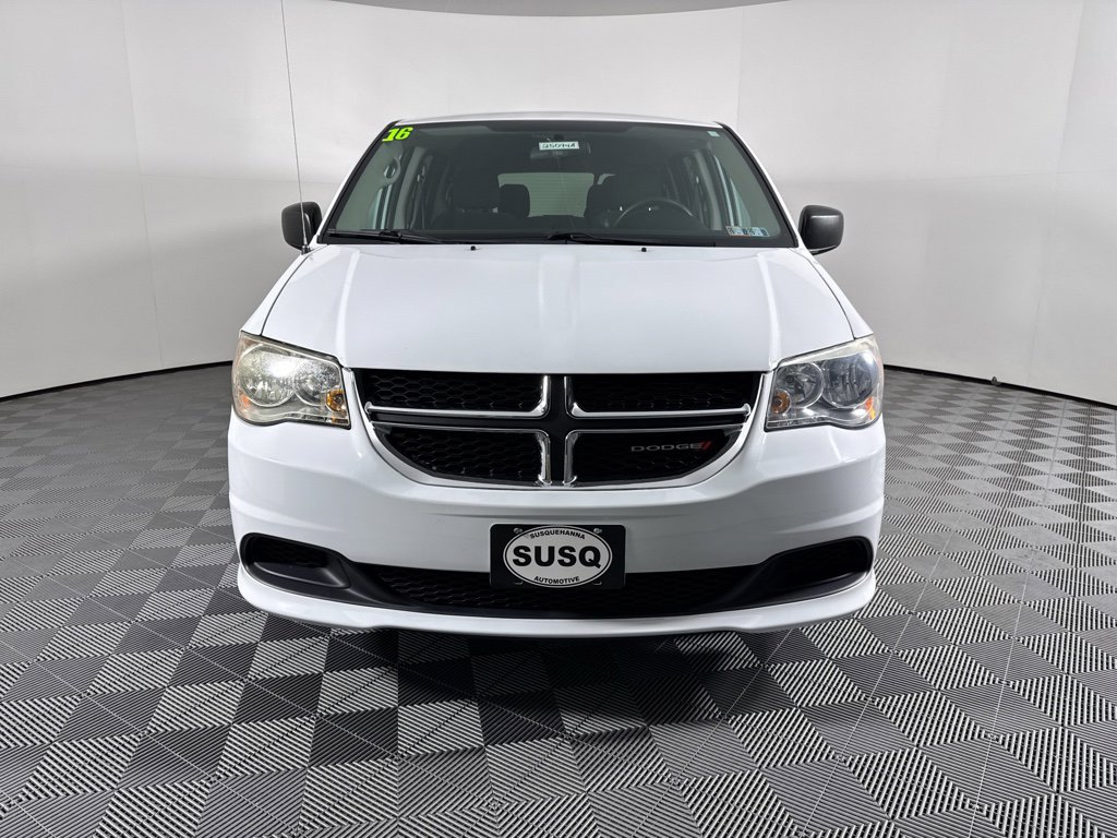 Used 2016 Dodge Grand Caravan SE w/ Quick Order Package 29E SE image 2