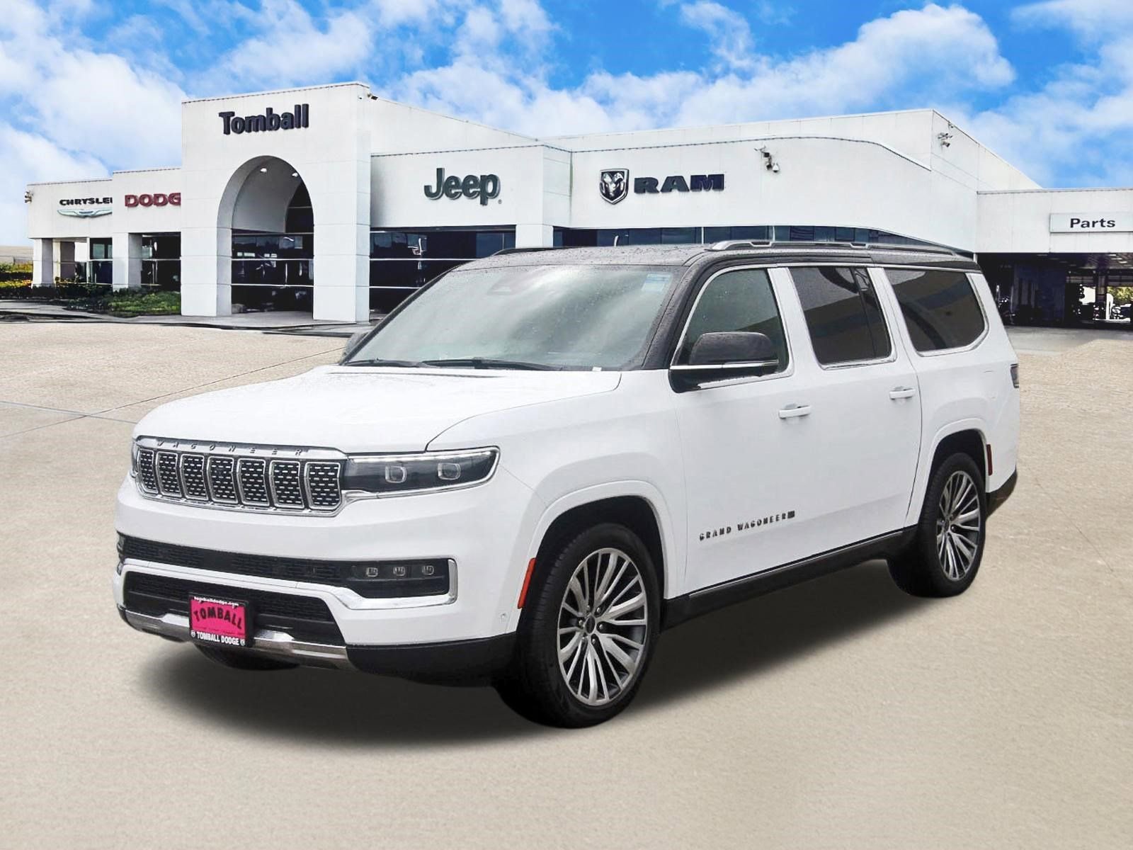 Used 2024 Jeep Grand Wagoneer L Series III AWD/4WD image 3