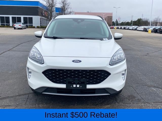 Used 2022 Ford Escape Titanium image 2