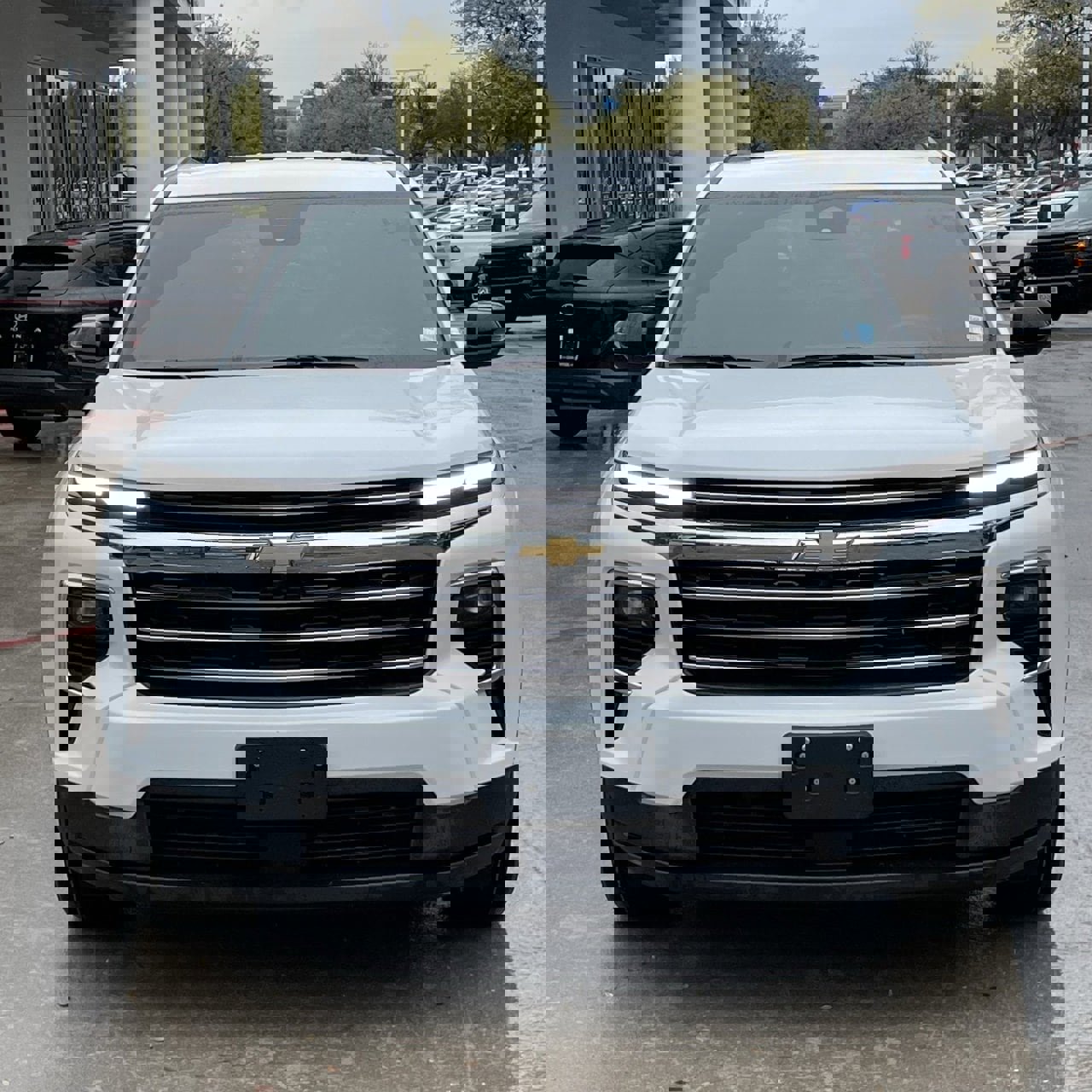 Used 2025 Chevrolet Traverse LT image 6