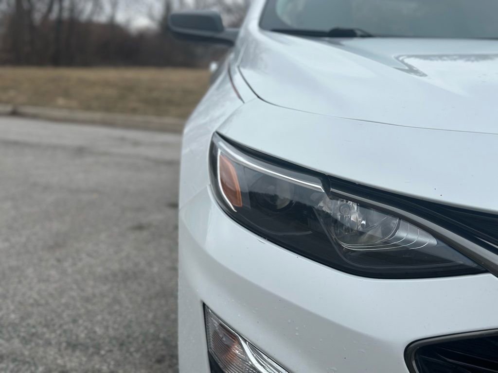 Used 2020 Chevrolet Malibu LS FWD image 10