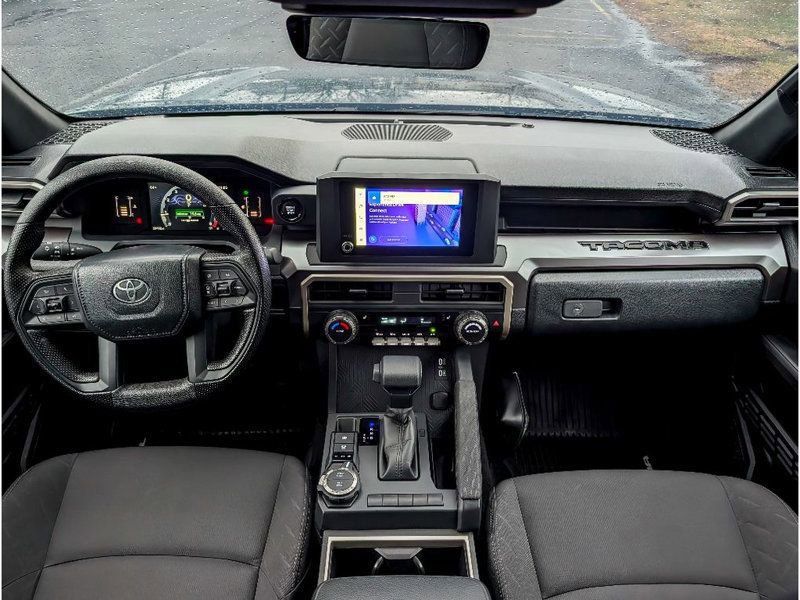 Used 2024 Toyota Tacoma SR5 AWD/4WD image 27