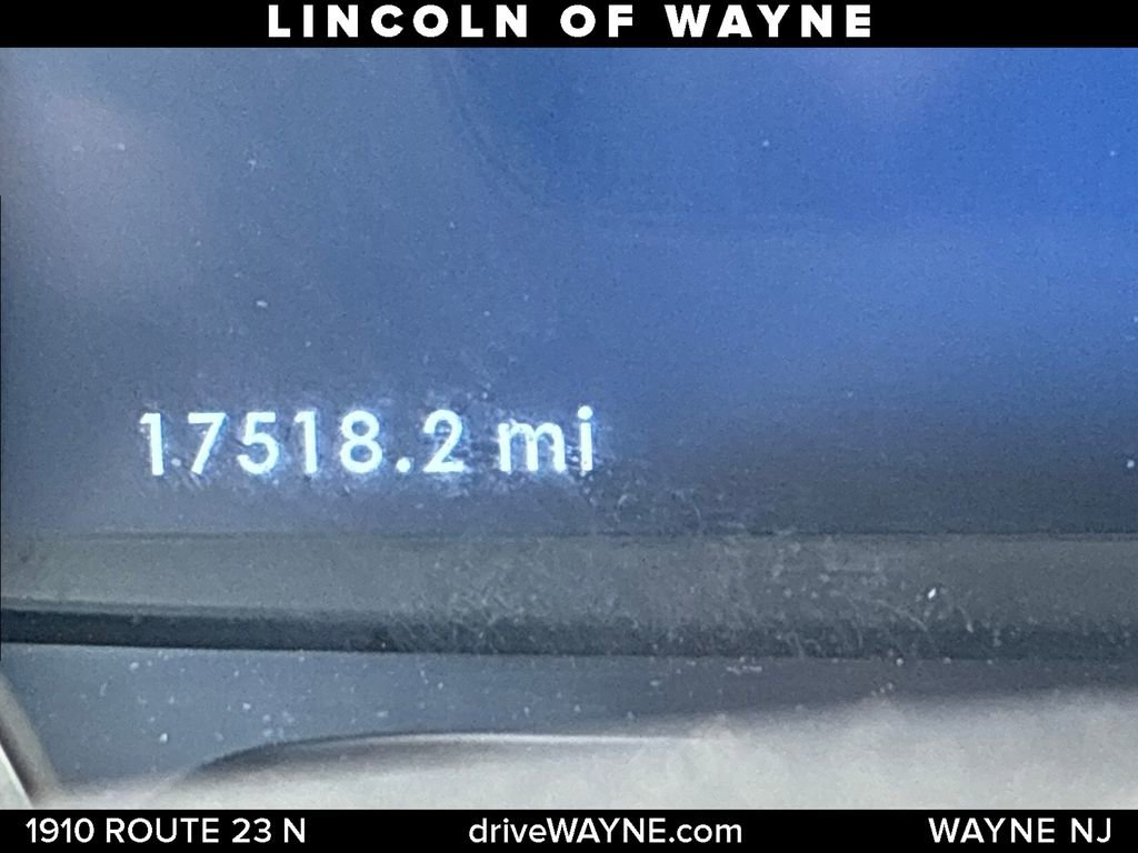Used 2024 Lincoln Corsair AWD w/ Equipment Group 101A image 16