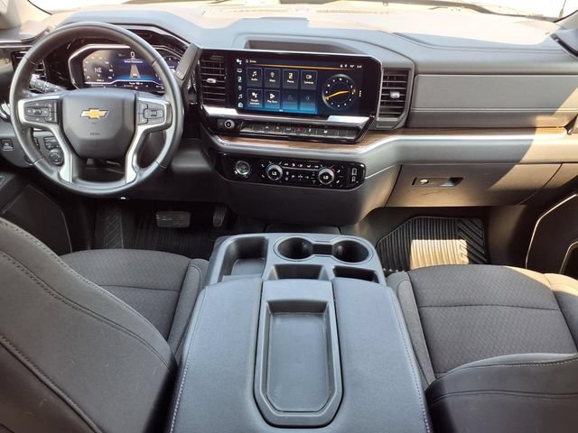 Used 2024 Chevrolet Silverado 1500 LT AWD/4WD image 10
