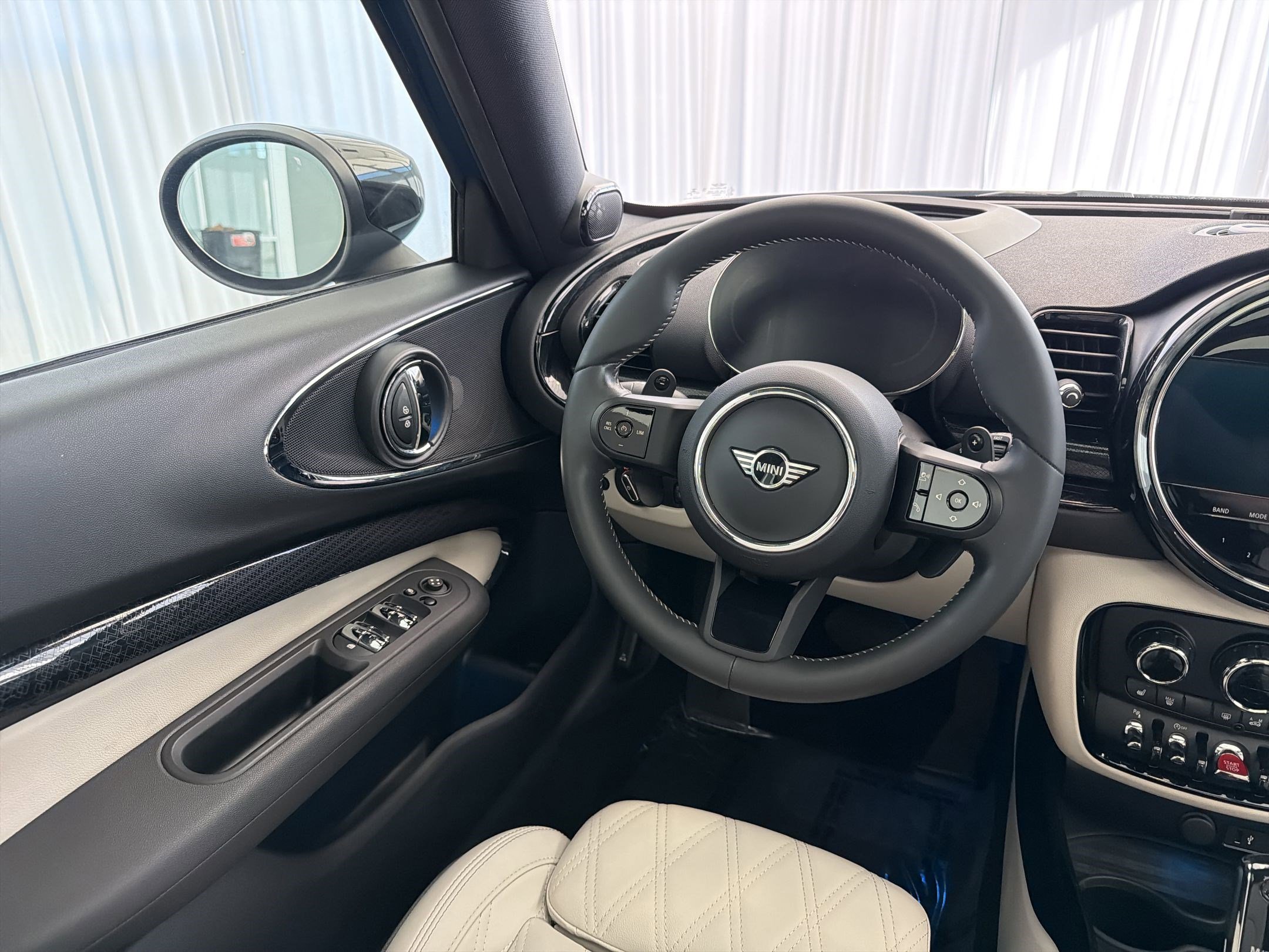 Certified 2023 MINI Cooper Clubman S image 28