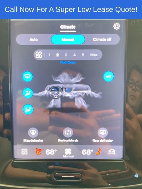 Used 2026 Volvo XC40 B5 Core w/ Climate Package image 22