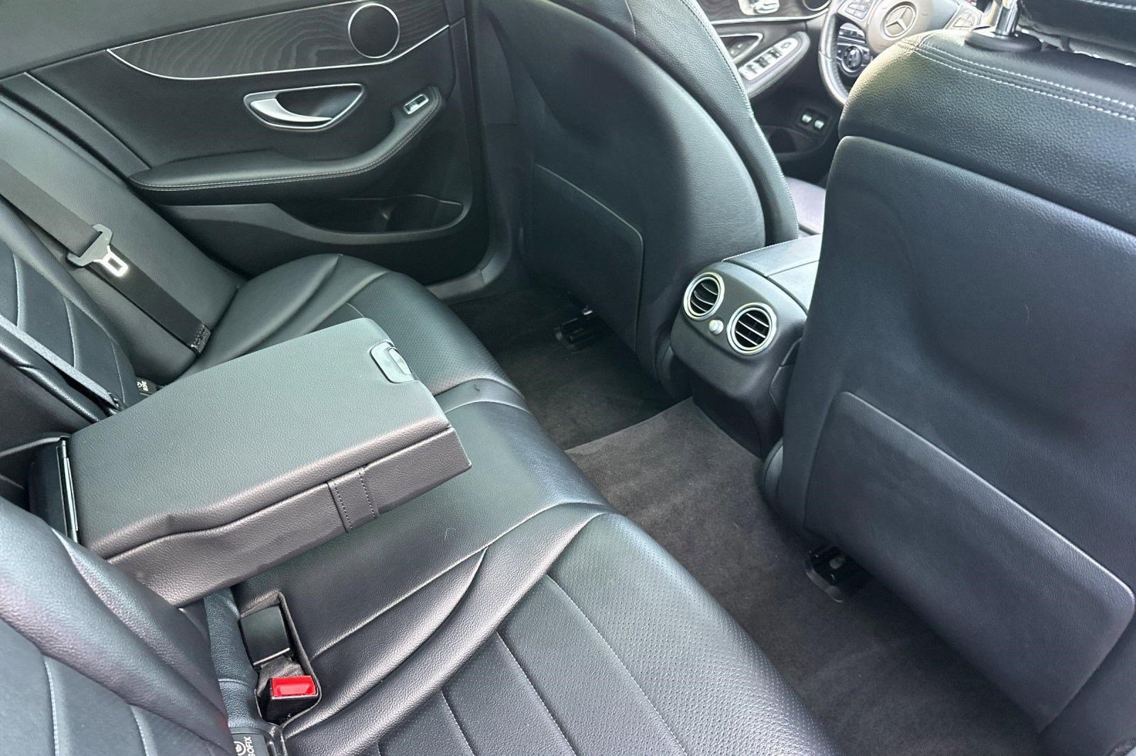 Used 2016 Mercedes-Benz C 350e Sedan image 31