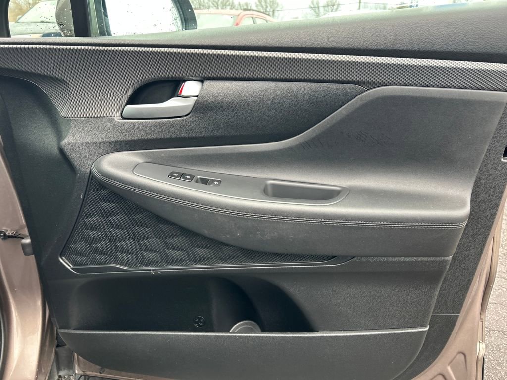 Used 2020 Hyundai Santa Fe SE w/ Cargo Package image 25