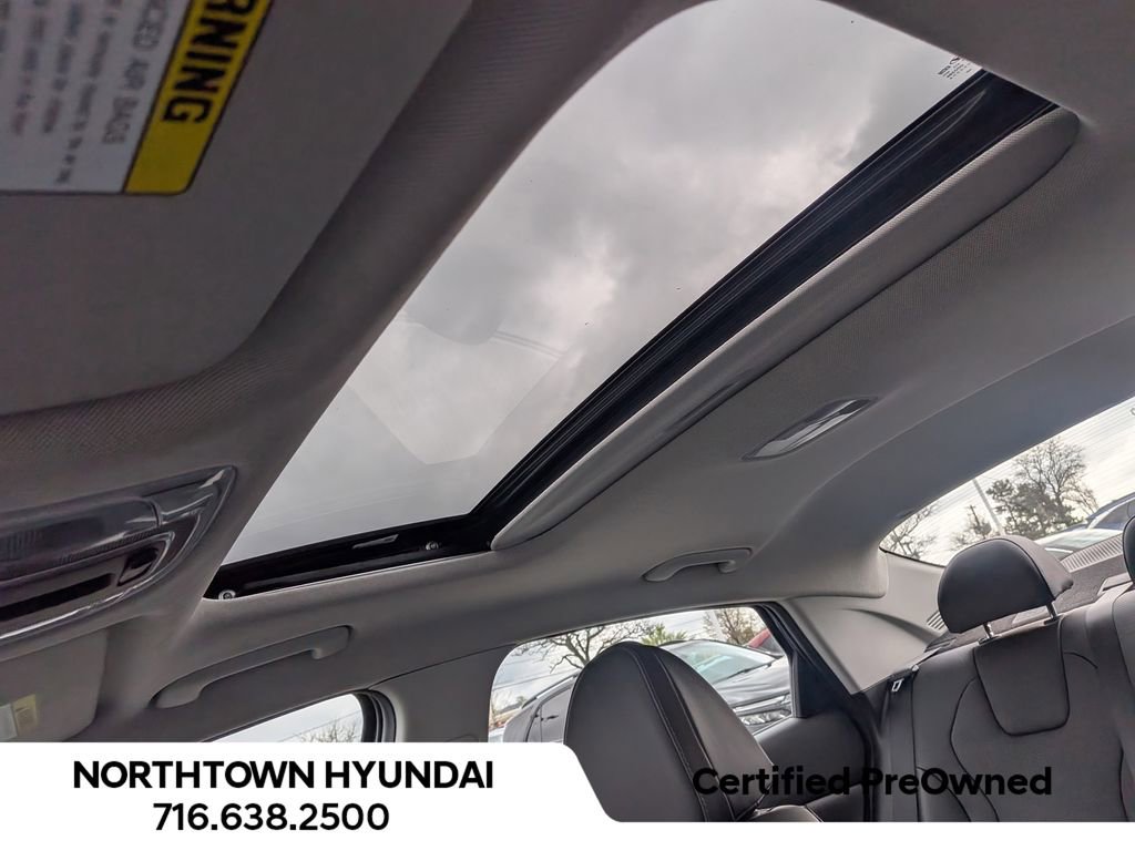 Certified 2023 Hyundai Elantra Limited FWD image 10