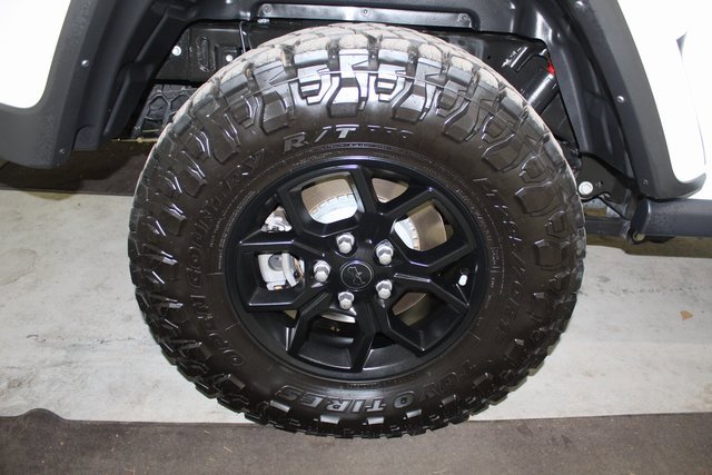 Used 2024 Jeep Gladiator Sport image 17