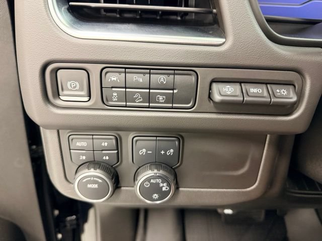 Certified 2023 Chevrolet Tahoe Premier AWD/4WD image 17
