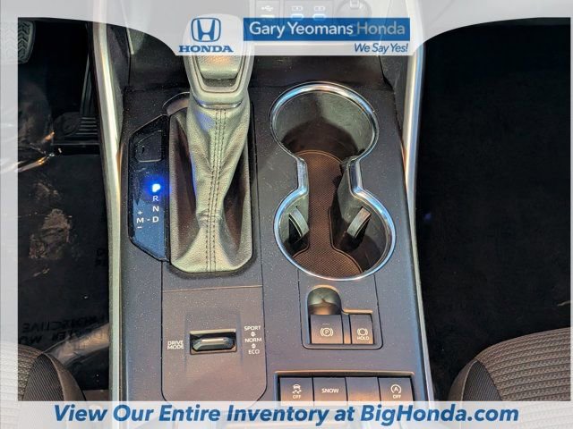 Used 2022 Toyota Highlander L FWD image 21