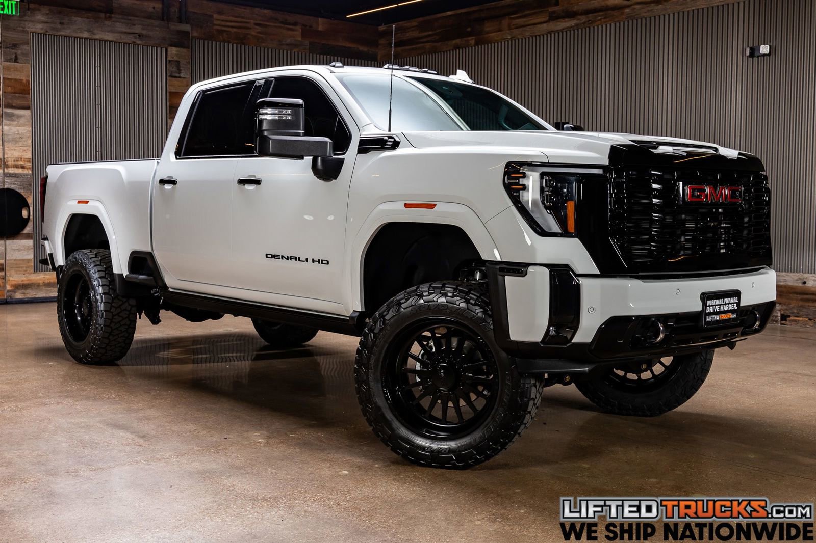 Used 2025 GMC Sierra 2500 Denali Ultimate image 1