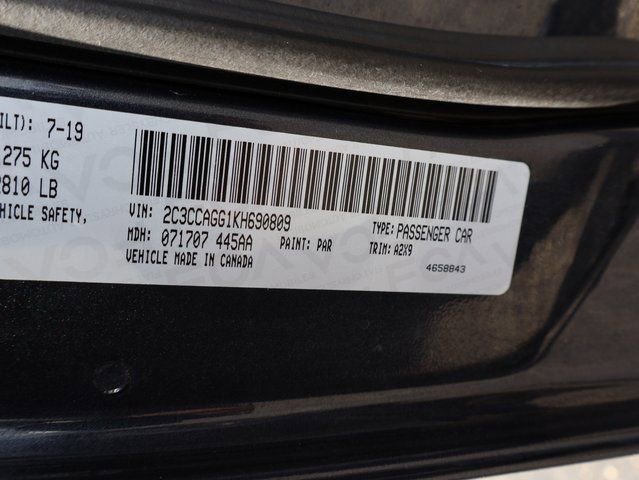 Used 2019 Chrysler 300 S image 38