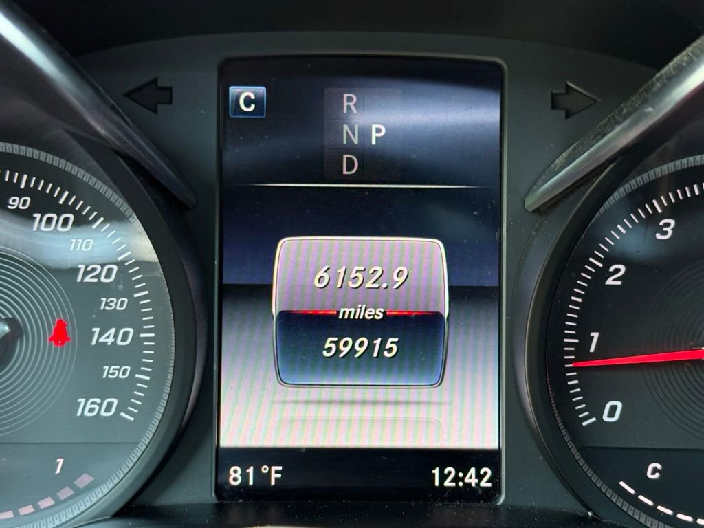 Used 2019 Mercedes-Benz GLC 300 4MATIC w/ Premium Package image 26