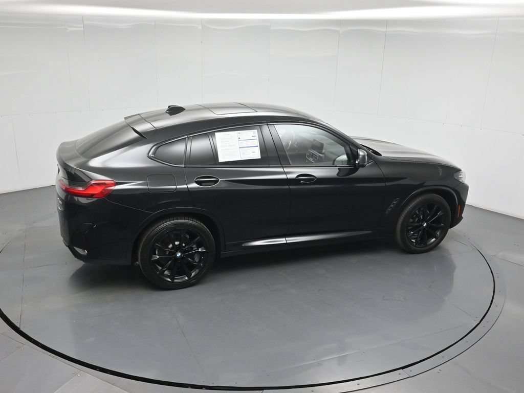 Used 2024 BMW X4 xDrive30i w/ M Sport Package AWD/4WD image 41