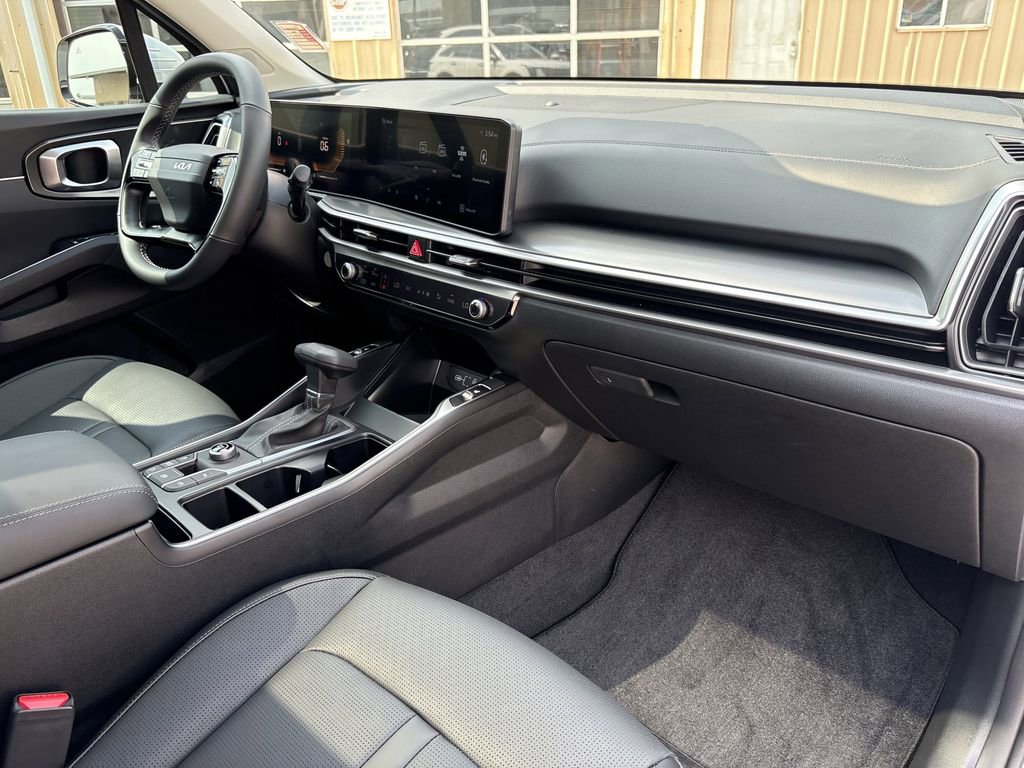 Used 2026 Kia Sorento S w/ S Panoramic Sunroof Package FWD image 27