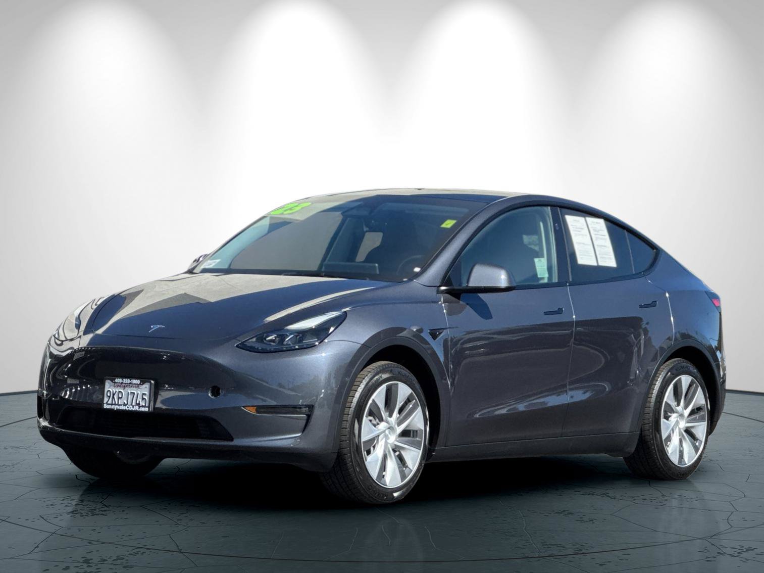 Used 2023 Tesla Model Y 2WD image 8