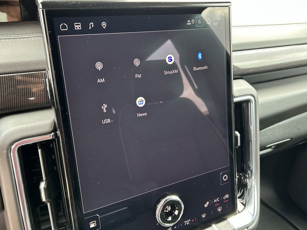 New 2026 GMC Yukon Elevation image 13