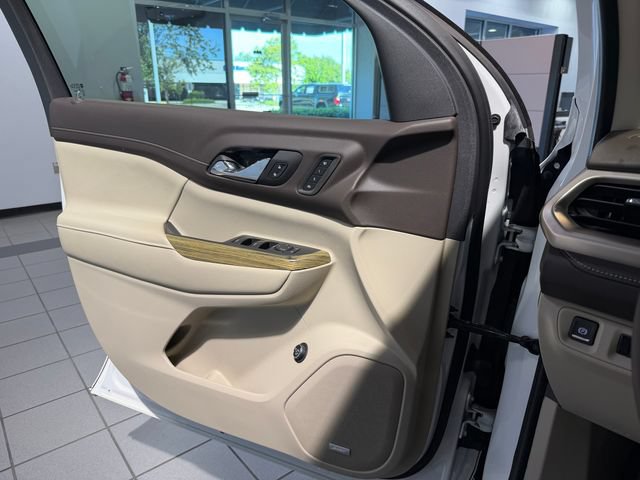 Used 2019 GMC Acadia Denali w/ Technology Package FWD image 25