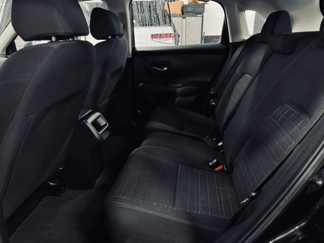 Used 2024 Honda HR-V LX image 17