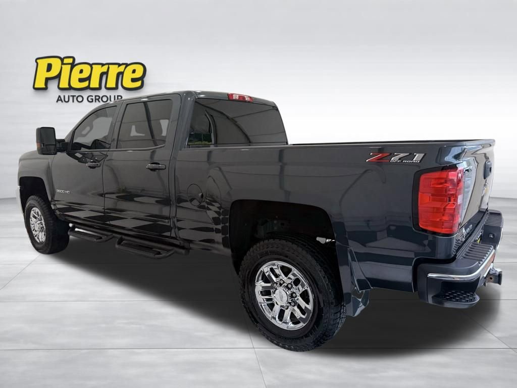 Used 2018 Chevrolet Silverado 3500 LT w/ LT Convenience Package AWD/4WD video 2