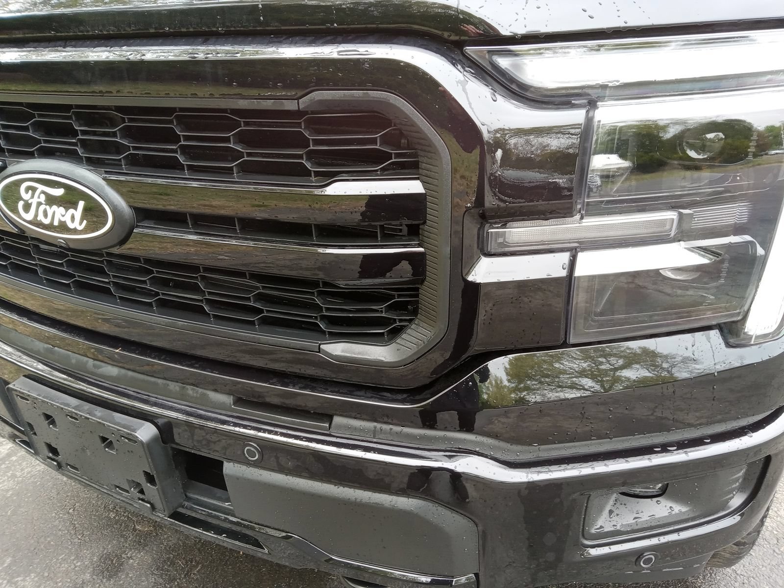 Used 2025 Ford F150 Lariat w/ Equipment Group 502A High AWD/4WD image 7
