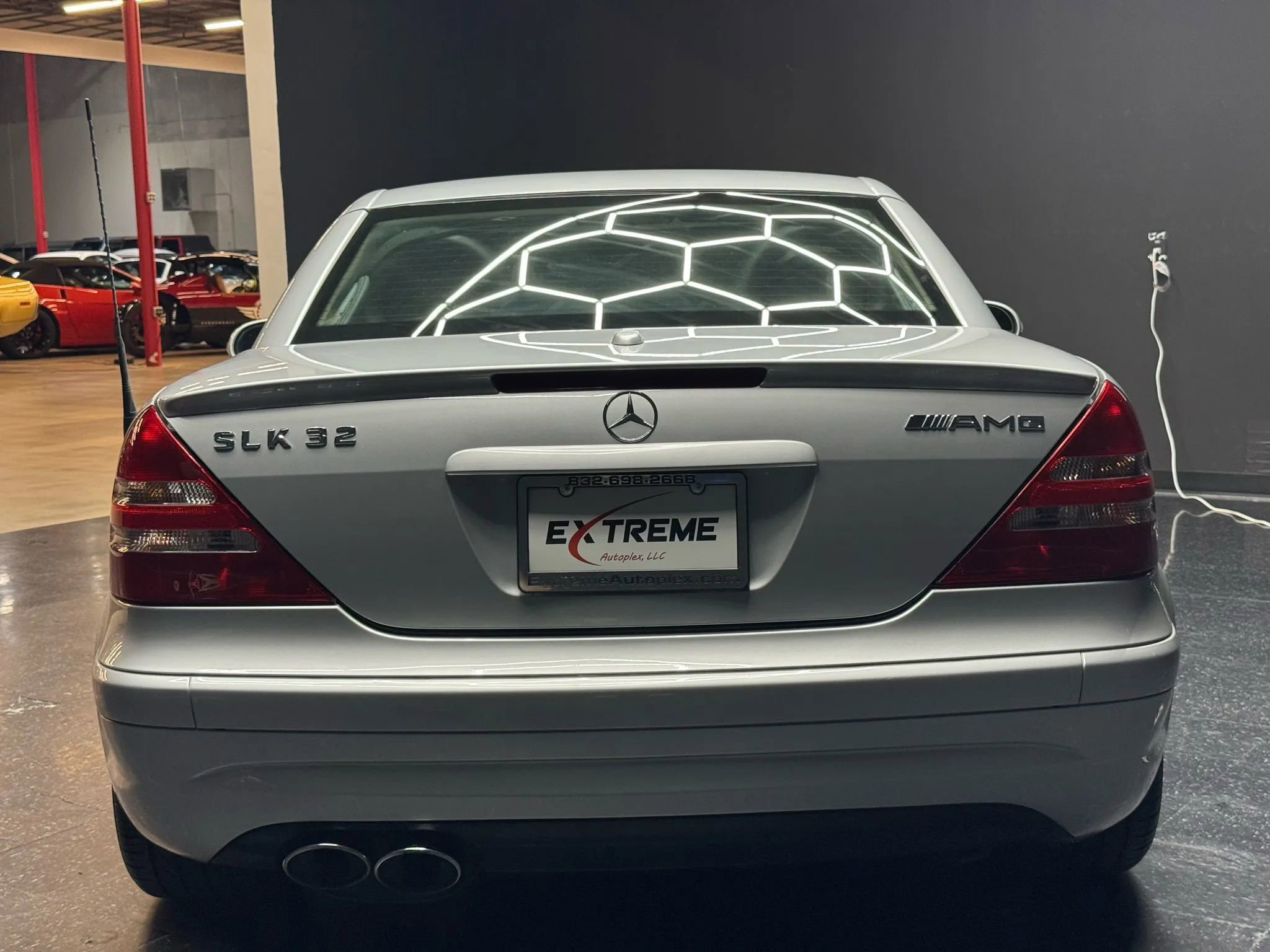 Used 2002 Mercedes-Benz SLK 32 AMG image 5