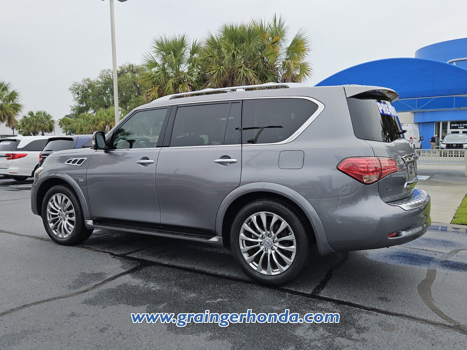 Used 2015 INFINITI QX80 2WD w/ 22" Wheel Package image 3